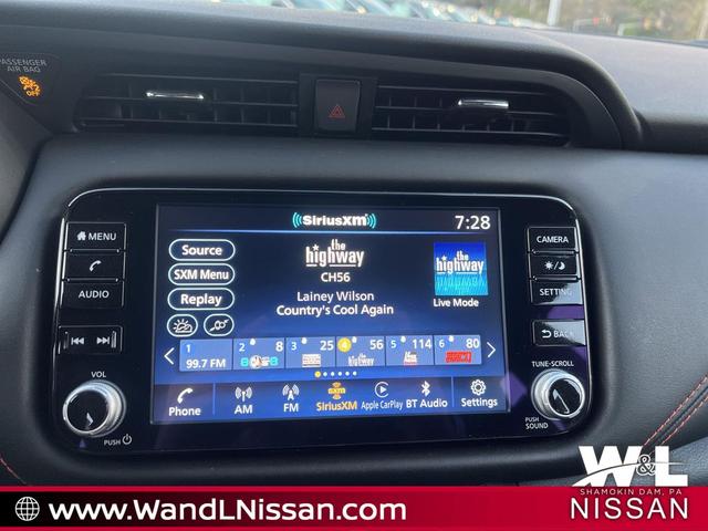 Photo of 2024 Aspen White Tricoat/Super Black Nissan Kicks