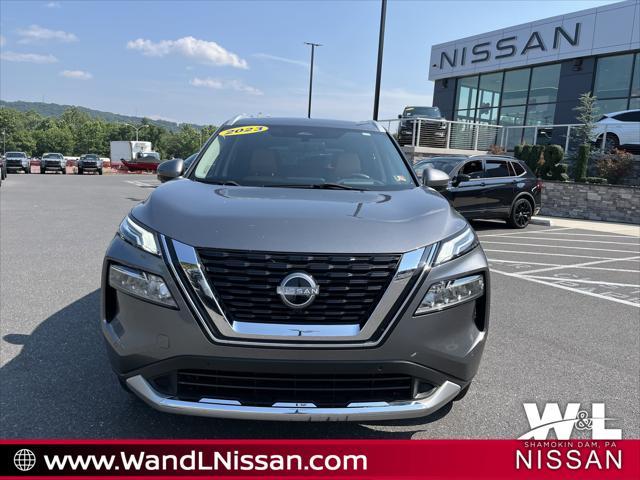 Photo of 2023 Gun Metallic Nissan Rogue
