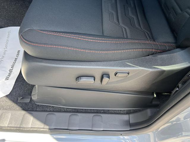 Photo of 2025 Boulder Gray Pearl Nissan Frontier