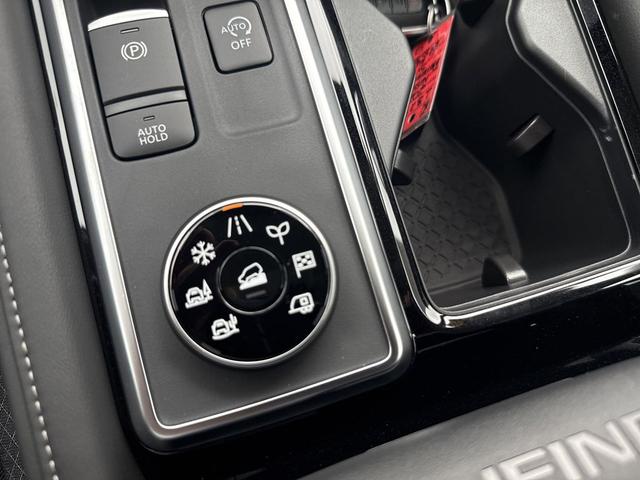 Photo of 2025 Gun Metallic Nissan Pathfinder