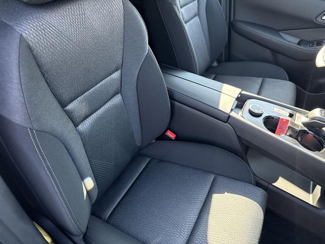 Photo of 2026 Super Black Nissan Rogue