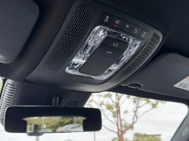 Photo of 2025 Black Mercedes-Benz GLB 250