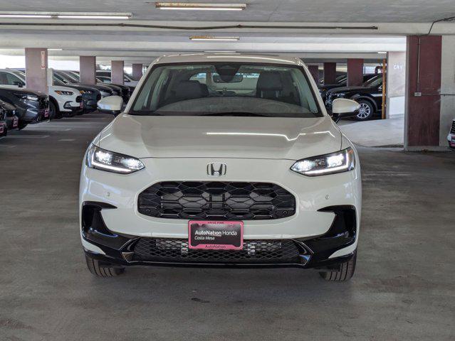 Photo of 2026 Platinum White Pearl Honda HR-V