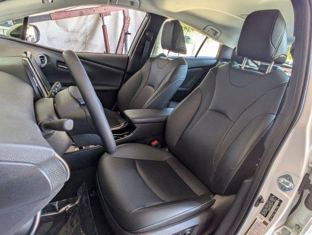 Photo of 2022 Wind Chill Pearl Toyota Prius Prime