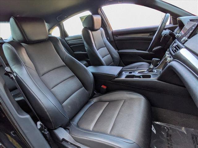Photo of 2022 Crystal Black Pearl Honda Accord