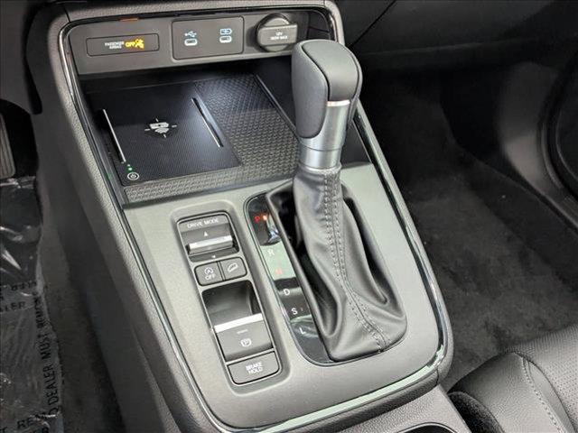 Photo of 2026 Platinum White Pearl Honda CR-V