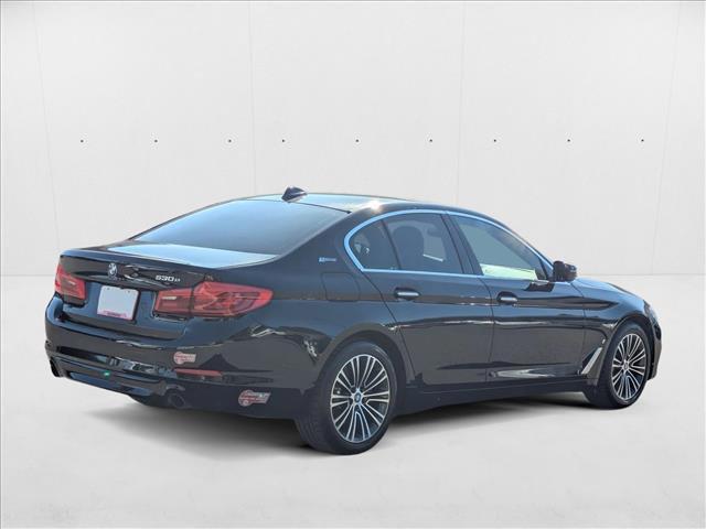 Photo of 2018 Jet Black BMW 530e