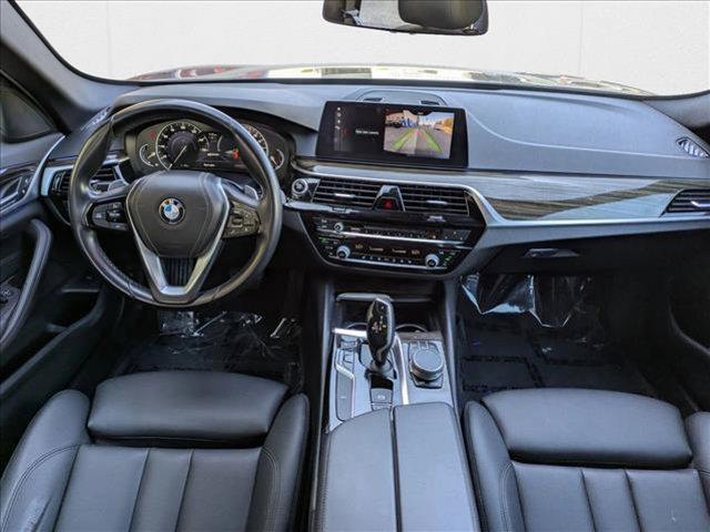 Photo of 2018 Jet Black BMW 530e