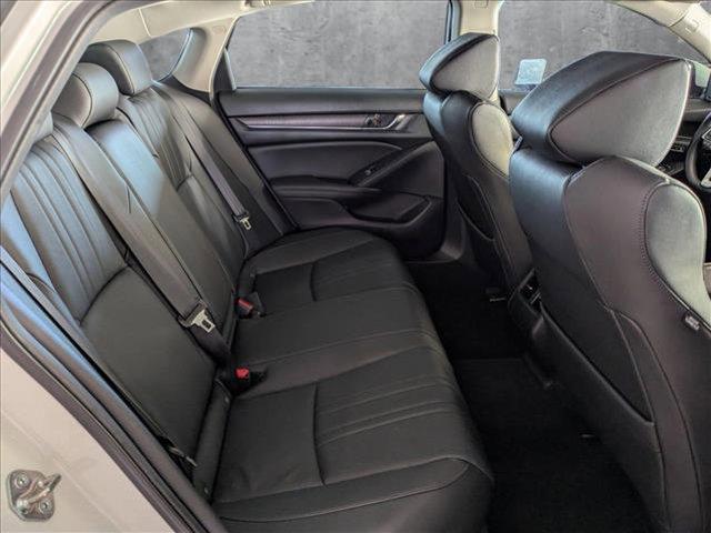 Photo of 2019 Platinum White Pearl Honda Accord Hybrid