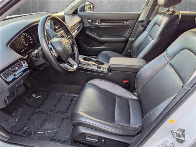 Photo of 2023 Platinum White Pearl Honda Civic