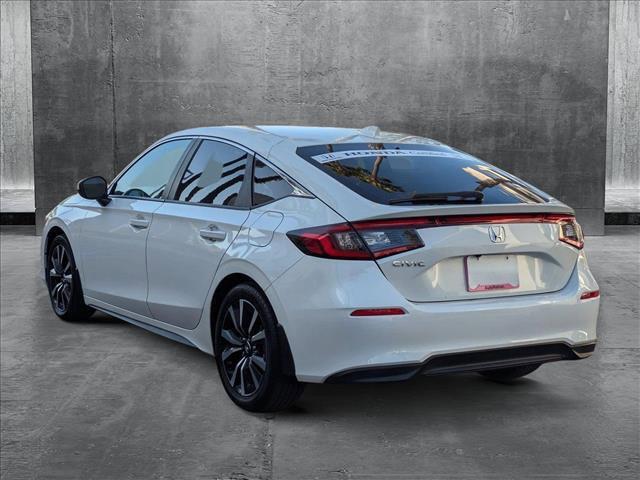 Photo of 2023 Platinum White Pearl Honda Civic