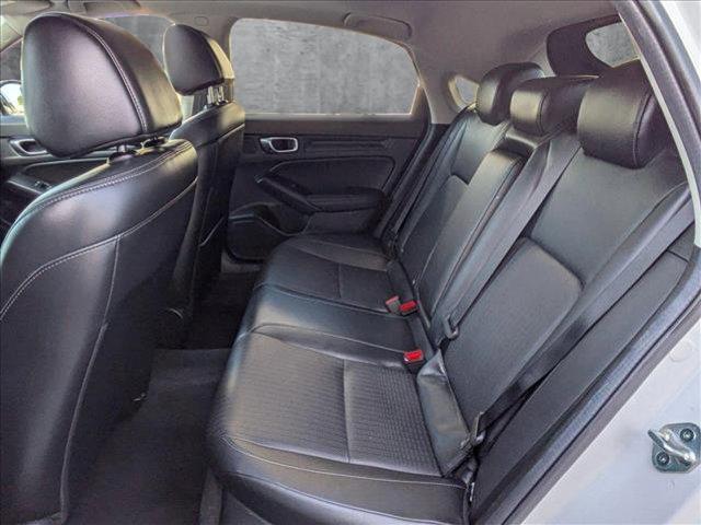Photo of 2023 Platinum White Pearl Honda Civic