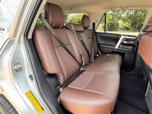 Photo of 2022 Classic Silver Toyota 4Runner