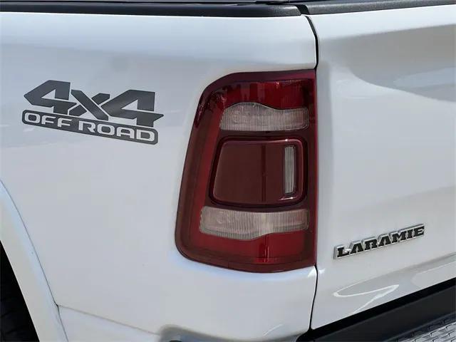 Photo of 2022 Bright White Clearcoat RAM 1500