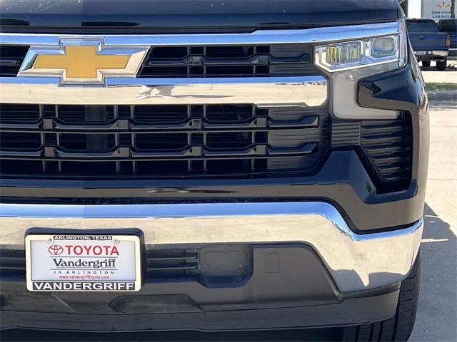 Photo of 2023 Black Chevrolet Silverado 1500