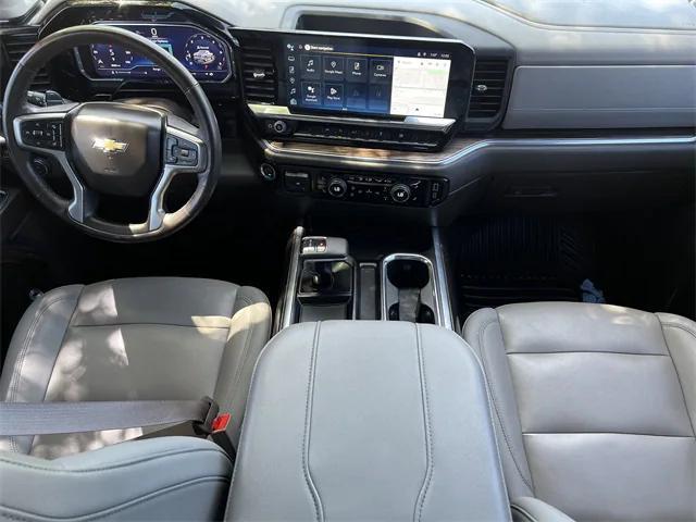Photo of 2023 Black Chevrolet Silverado 1500