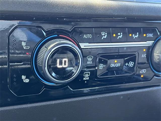 Photo of 2023 Black Chevrolet Silverado 1500
