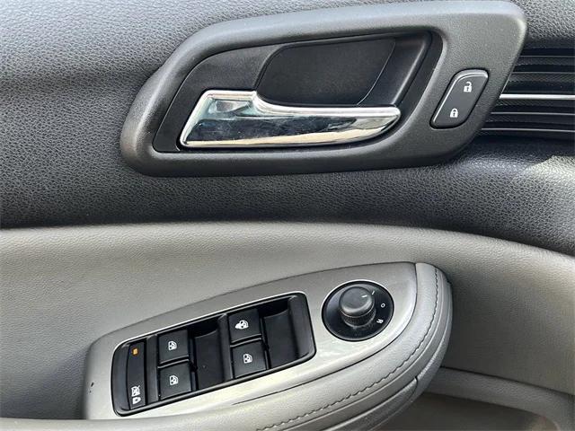 Photo of 2014 Atlantis Blue Metallic Chevrolet Malibu