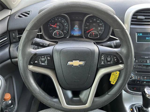 Photo of 2014 Atlantis Blue Metallic Chevrolet Malibu