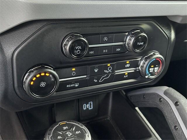 Photo of 2021 Gray Metallic Ford Bronco