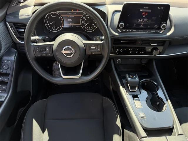 Photo of 2023 Scarlet Ember Tintcoat Nissan Rogue