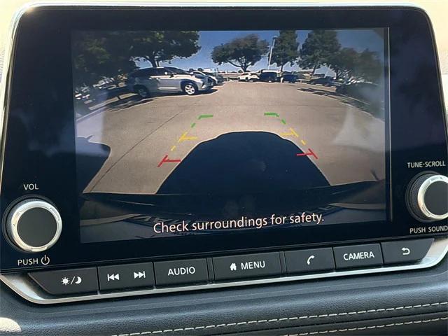Photo of 2023 Scarlet Ember Tintcoat Nissan Rogue