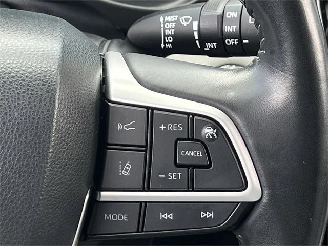 Photo of 2022 Ruby Flare Pearl Toyota Highlander