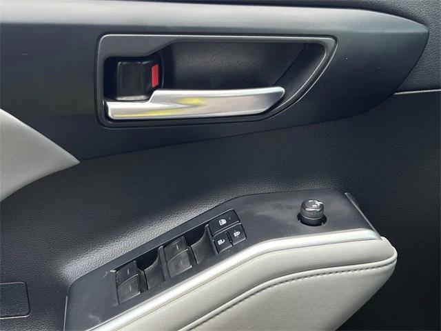 Photo of 2022 Ruby Flare Pearl Toyota Highlander