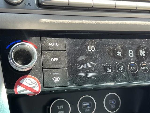 Photo of 2025 Vik Black Genesis G70