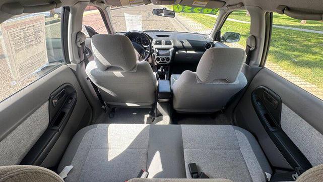 Photo of 2002 Platinum Silver Metallic Subaru Outback