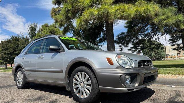 Photo of 2002 Platinum Silver Metallic Subaru Outback