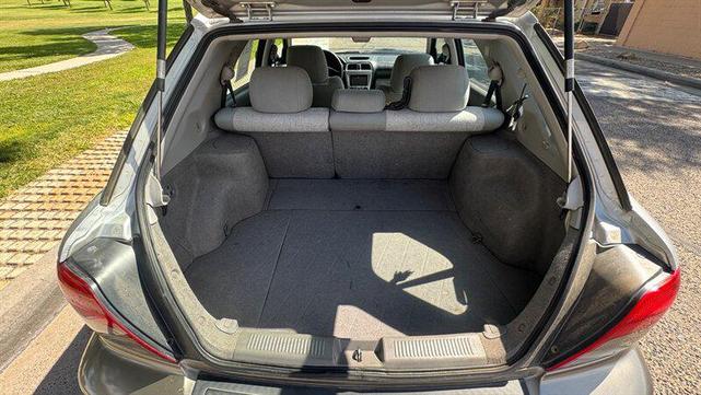 Photo of 2002 Platinum Silver Metallic Subaru Outback