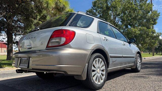 Photo of 2002 Platinum Silver Metallic Subaru Outback