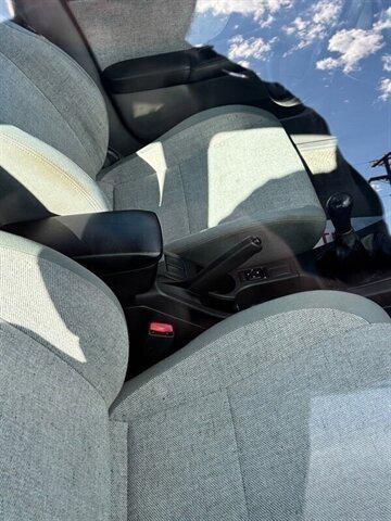 Photo of 2002 Platinum Silver Metallic Subaru Outback