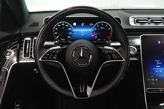 Photo of 2024 Black Mercedes-Benz S-Class