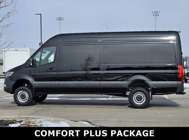 Photo of 2025 Black Mercedes-Benz Sprinter 2500