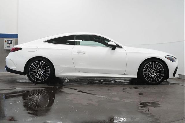 Photo of 2025 Polar White Mercedes-Benz CLE 300