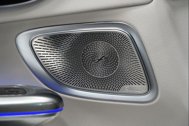 Photo of 2025 Polar White Mercedes-Benz CLE 300