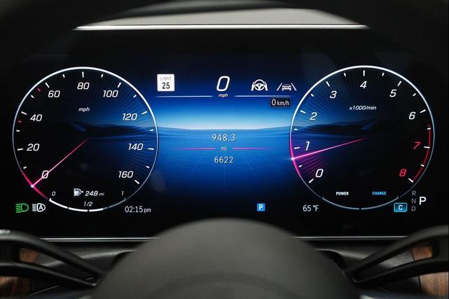 Photo of 2025 Polar White Mercedes-Benz CLE 300