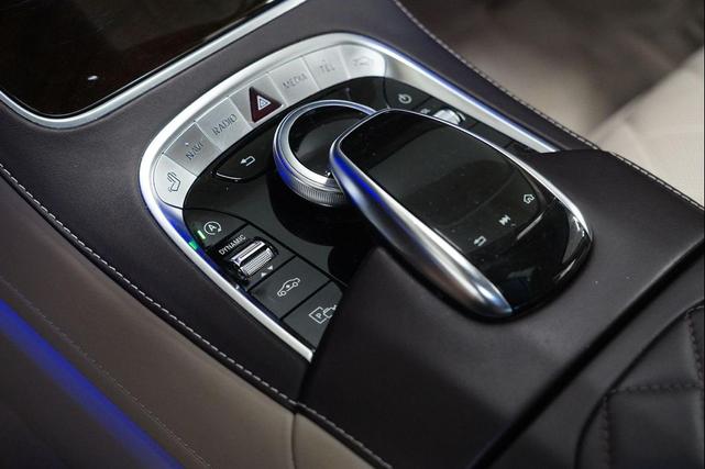 Photo of 2019 Ruby Black Metallic Mercedes-Benz Maybach S 650