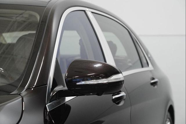 Photo of 2019 Ruby Black Metallic Mercedes-Benz Maybach S 650
