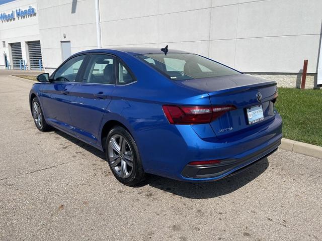Photo of 2024 Rising Blue Metallic Volkswagen Jetta