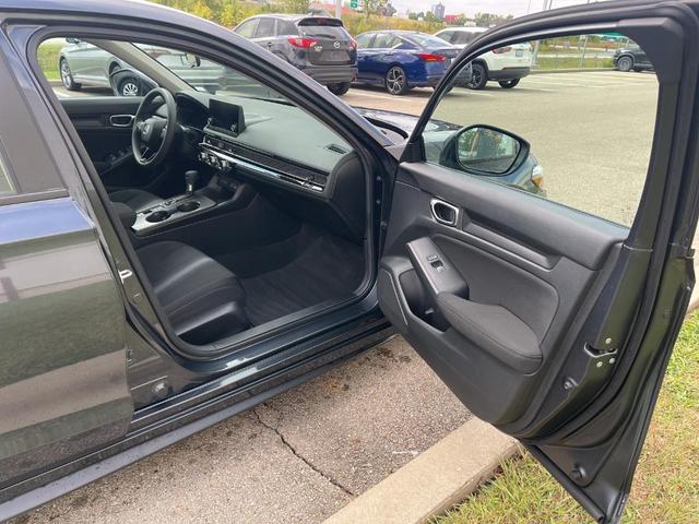 Photo of 2024 Meteorite Gray Metallic Honda Civic