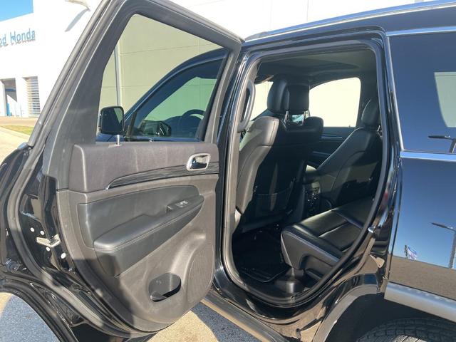 Photo of 2019 Diamond Black Jeep Grand Cherokee