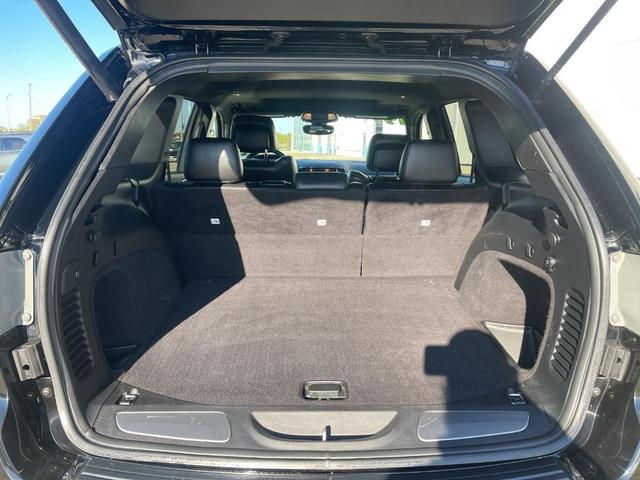 Photo of 2019 Diamond Black Jeep Grand Cherokee