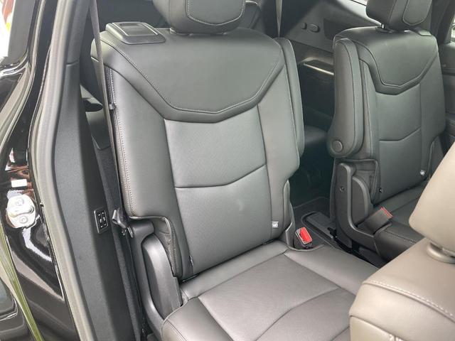 Photo of 2025 Stellar Black Metallic Cadillac XT6