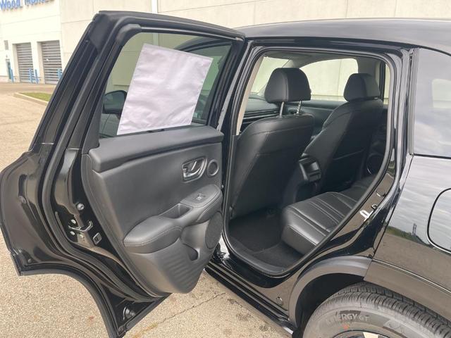 Photo of 2026 Crystal Black Pearl Honda HR-V