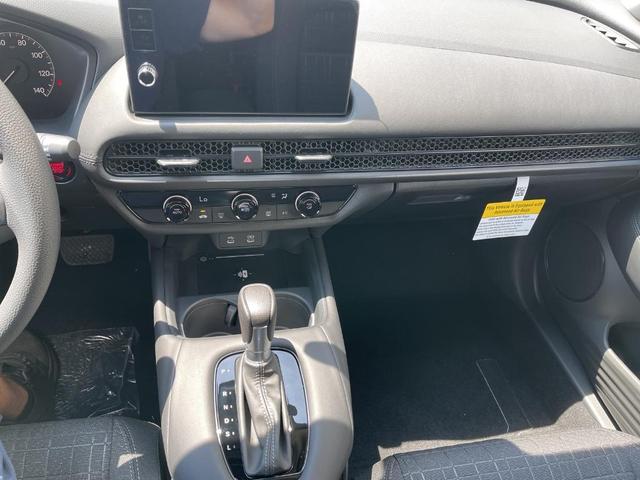 Photo of 2026 Platinum White Pearl Honda HR-V