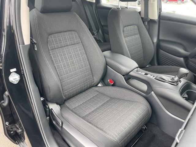 Photo of 2025 Crystal Black Pearl Honda HR-V