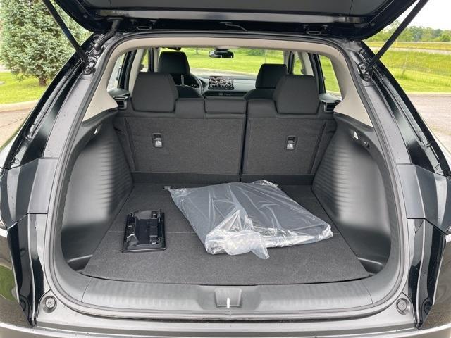 Photo of 2025 Crystal Black Pearl Honda HR-V